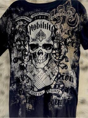 Black Skull Crest Short-Sleeve Men's Tee